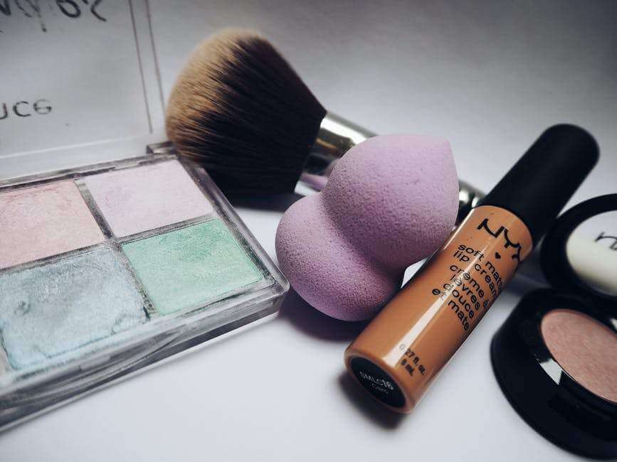 9 Excellent Reasons to Start Using Vegan Beauty Products